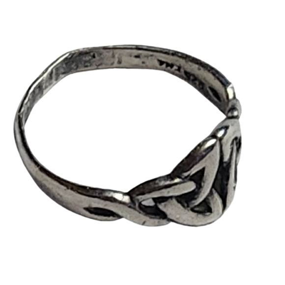 Vtg Sterling Silver Celtic Knot Ring Sz 8 - Picture 2 of 5
